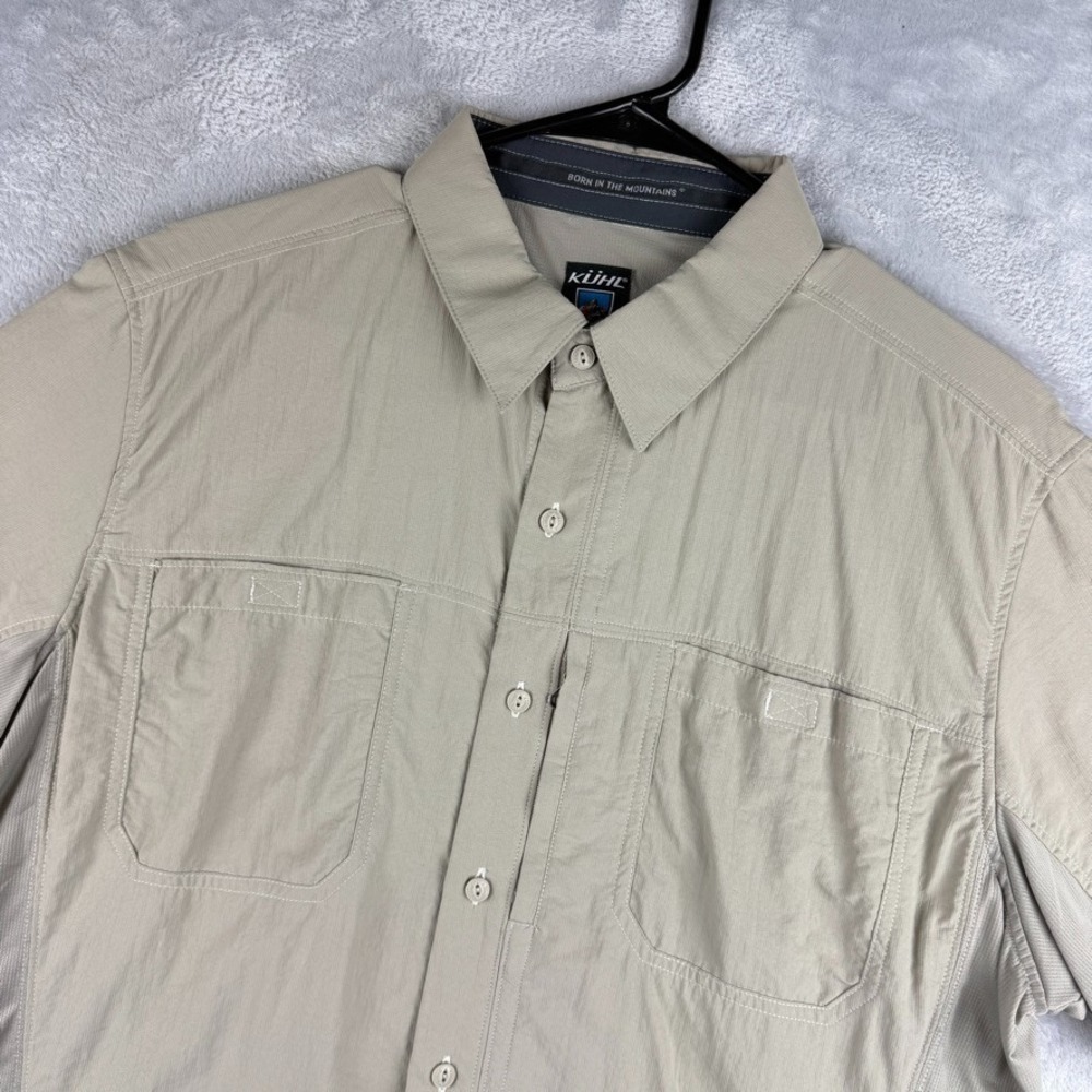 Kuhl Shirt Mens Large Beige Tan Stealth Short Sleeve Button Outdoor Hiking